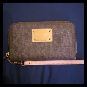 AUTHENTIC Michael Kors Wallet